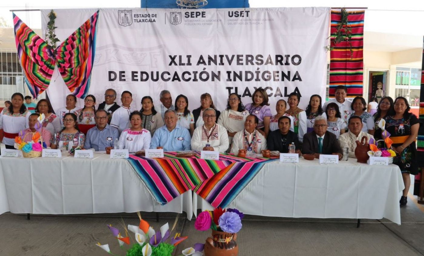 Conmemoran 41 aniversario de educación indígena en Tlaxcala