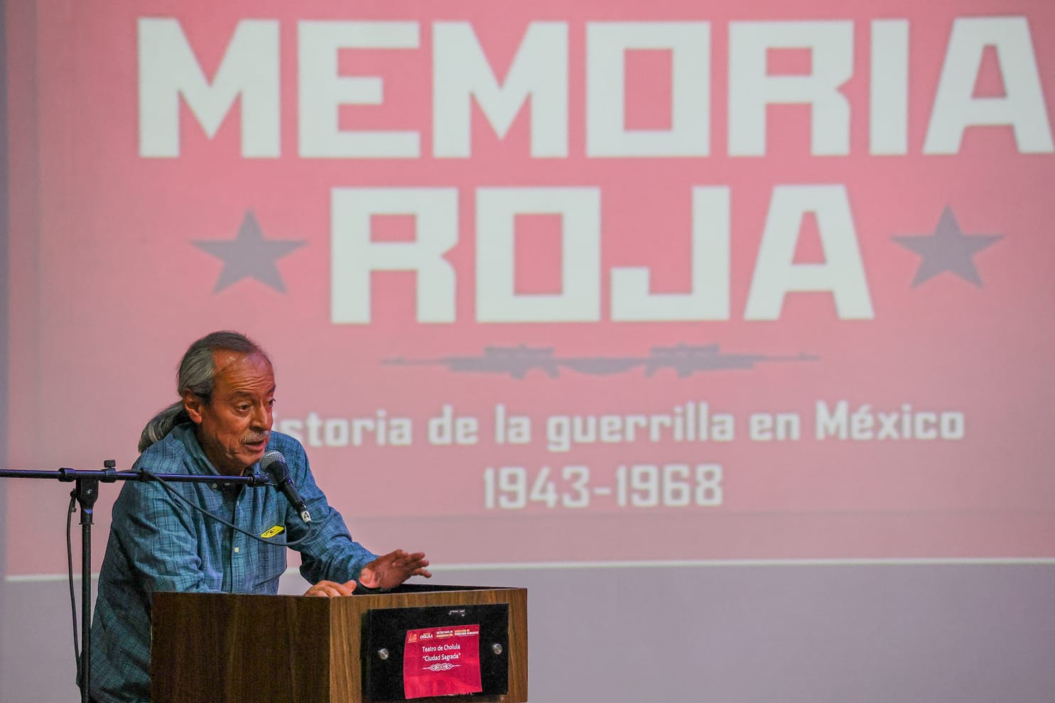 Impulsan Tonantzin Fernández y Fritz Glockner la lectura en San Pedro Cholula