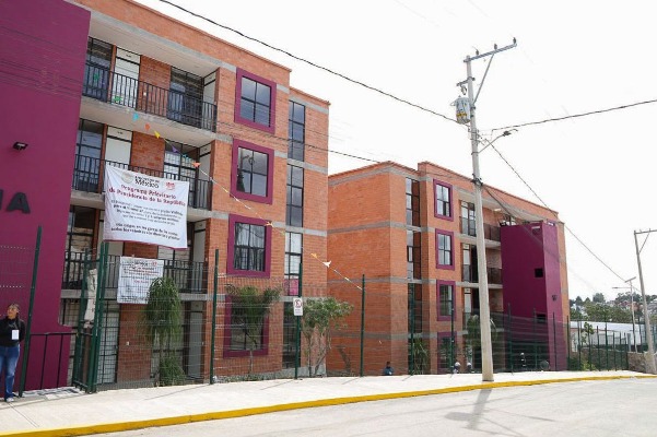 Darán 400 viviendas a elementos de la Policía Estatal y Protección Civil de Puebla