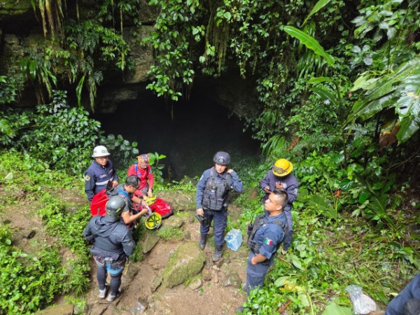 Cuerpos de personas que fallecieron en gruta de Cuetzalan todavía no son rescatados