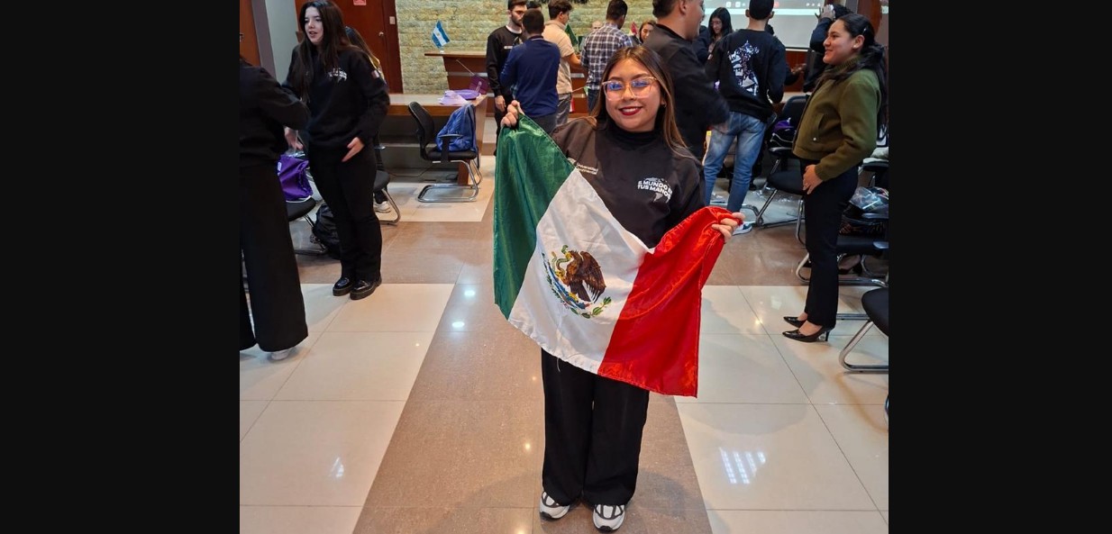 Estudiante de Huejotzingo durante su intercambio académico en Perú