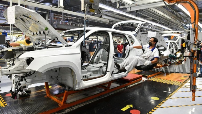 Confirma Volkswagen cierre de línea de producción y recorte de personal en Puebla