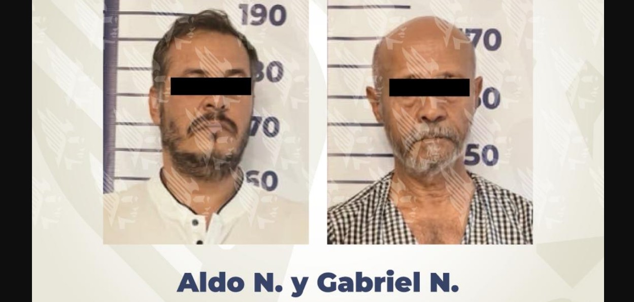Agentes de la Fiscalía realizan una detención en Puebla.