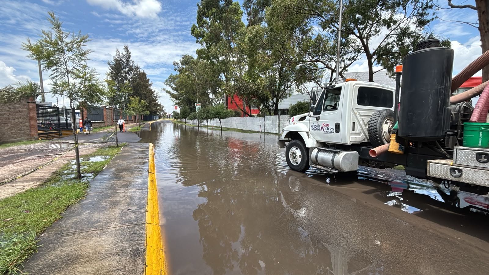 San Andrés Cholula atiende daños ocasionados por las lluvias