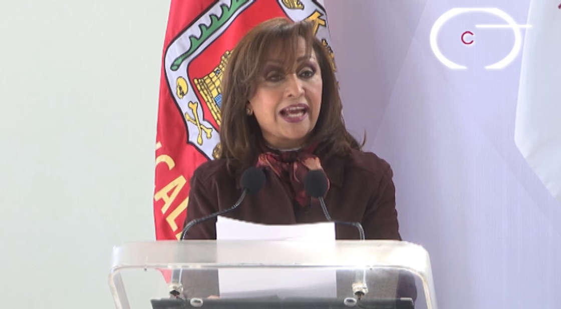 Lorena Cuéllar habla sobre la convocatoria de Morena en Tlaxcala.