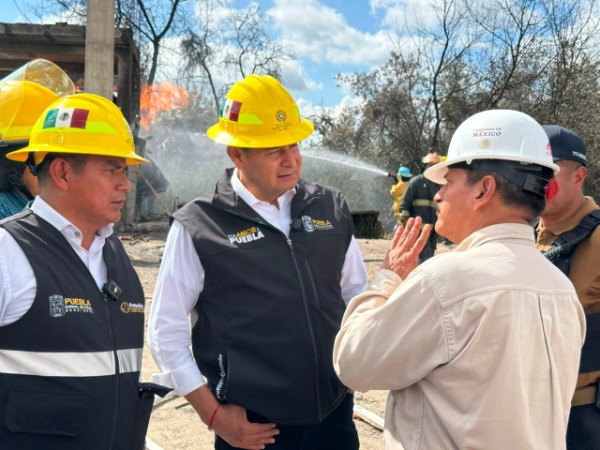 Piden a FGR investigar explosión de pipas en Tepeaca