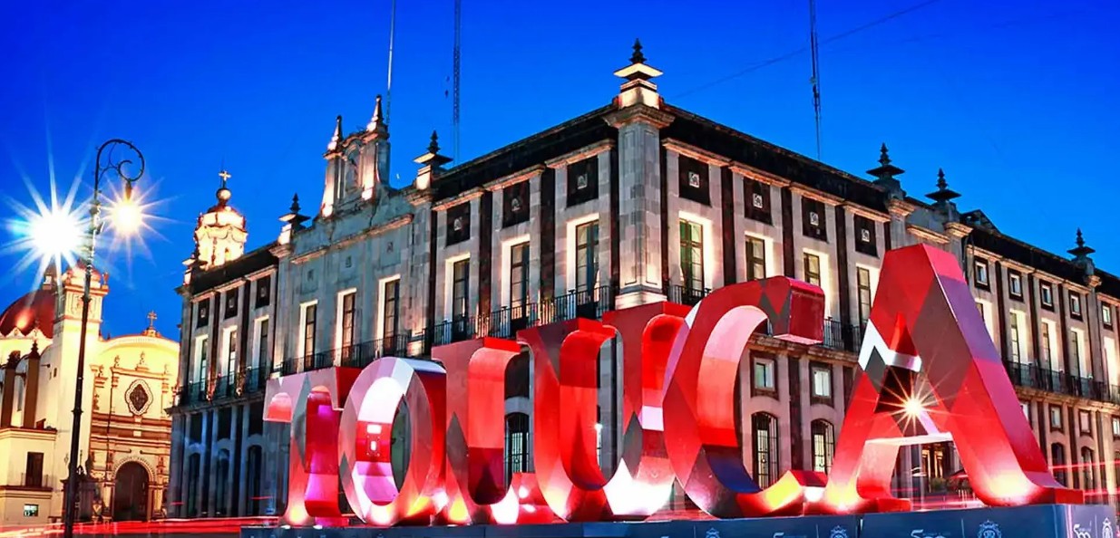 Clima nublado y lluvioso en Toluca