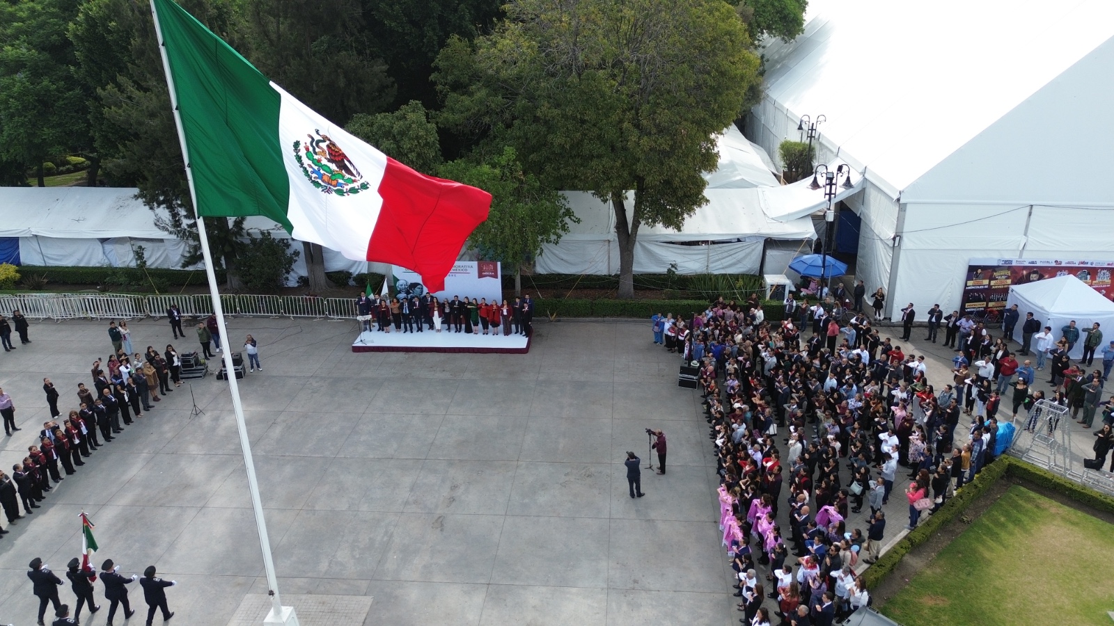 Encabeza Tonantzin Fernández ceremonia conmemorativa de la Independencia de México