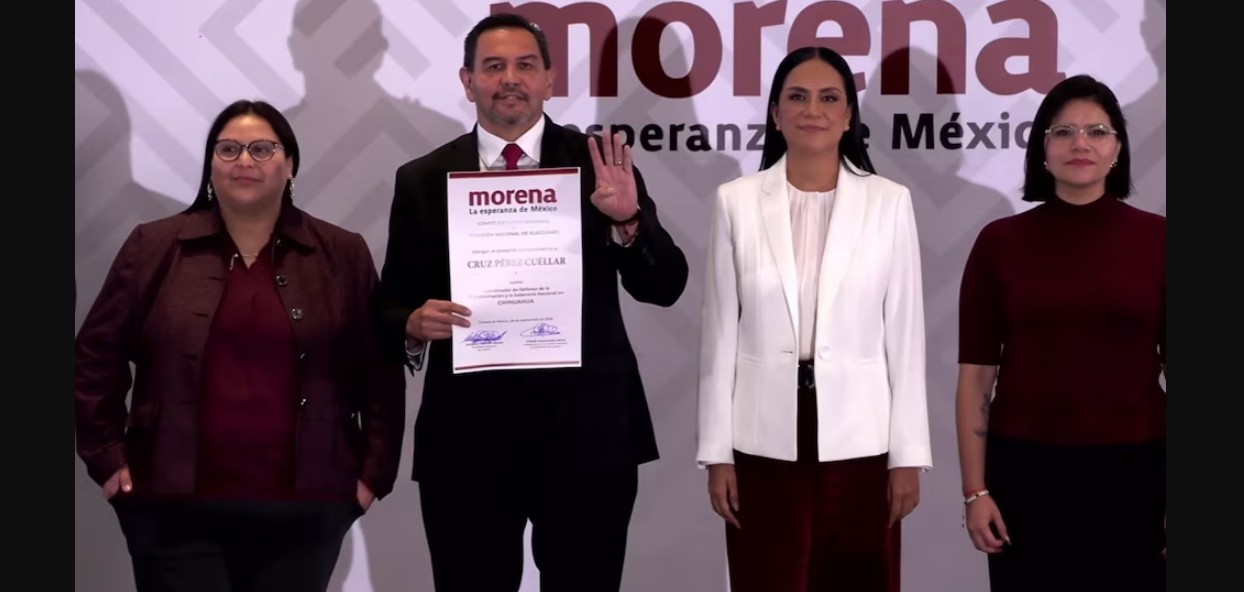 Cruz Pérez Cuéllar durante evento de Morena