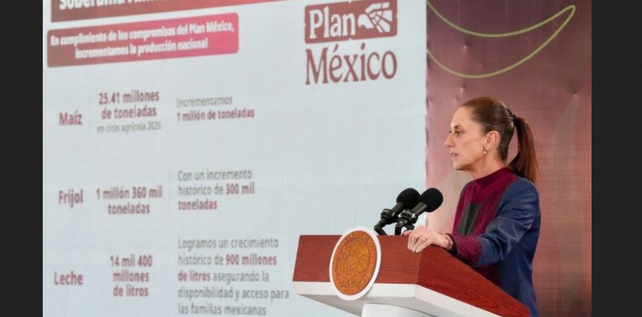 Claudia Sheinbaum durante conferencia sobre el campo mexicano.