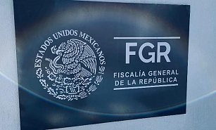 FGR obtiene vinculación a proceso contra dos personas por robo de autotransporte