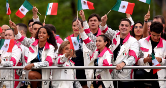 Atletas mexicanos desfilan en la inauguración de los Juegos Olímpicos Paris 2024 