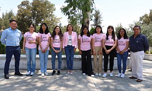 SEPE despiden a alumnas que asistirán a Olimpiada nacional femenil de matemáticas