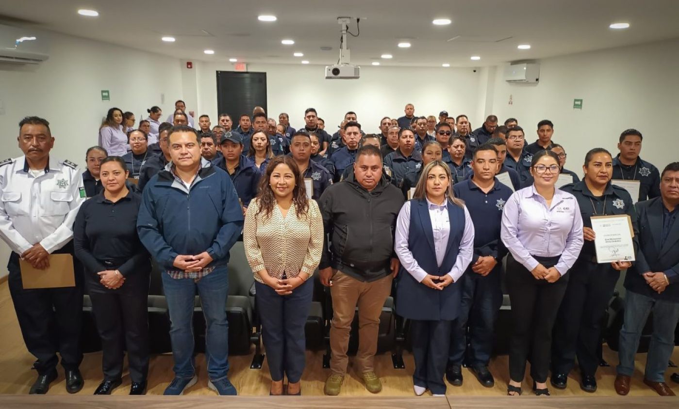 Acreditan Policías de Tlaxcala curso nacional de actuación policial