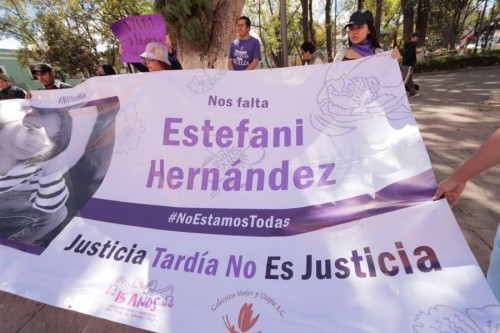 Alzan la voz por feminicidio de Estefani Hernández