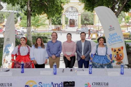 Impulsa ayuntamiento Embajadora Cultural y Turística de San Andrés Cholula