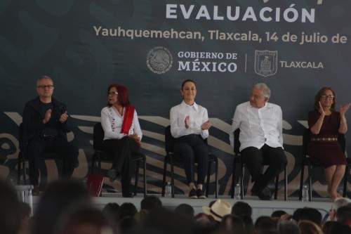 AMLO y Sheinbaum Elogian el Liderazgo de la Gobernadora de Tlaxcala en Evaluación de Programas Educativos