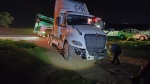 Foto: Cortesía Recuperan tractocamión y camioneta robados con violencia, en Calpulalpan
