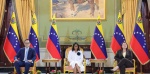 Foto: Cortesía Funcionarios durante acuerdos energéticos en Venezuela