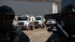 Foto: Cortesía Operativo de la FGR en una bodega de Santa Catarina, Nuevo León.